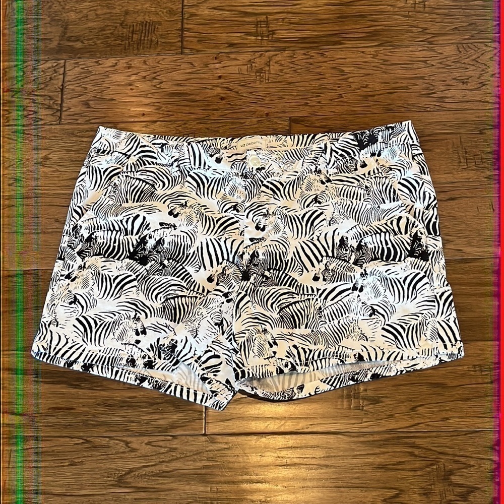 Liz Claiborne Zebra Print Shorts Size 16